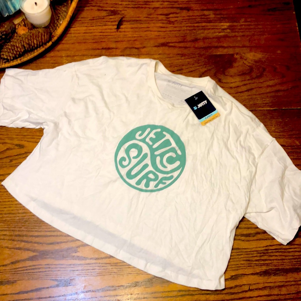 NWT Jetty Surf Yin boxy  cropped tee
